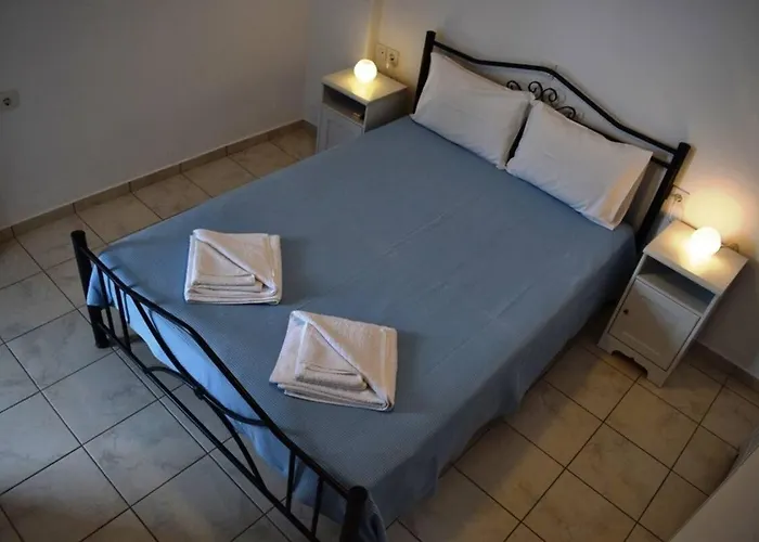 Katerina & Joanna Milos *